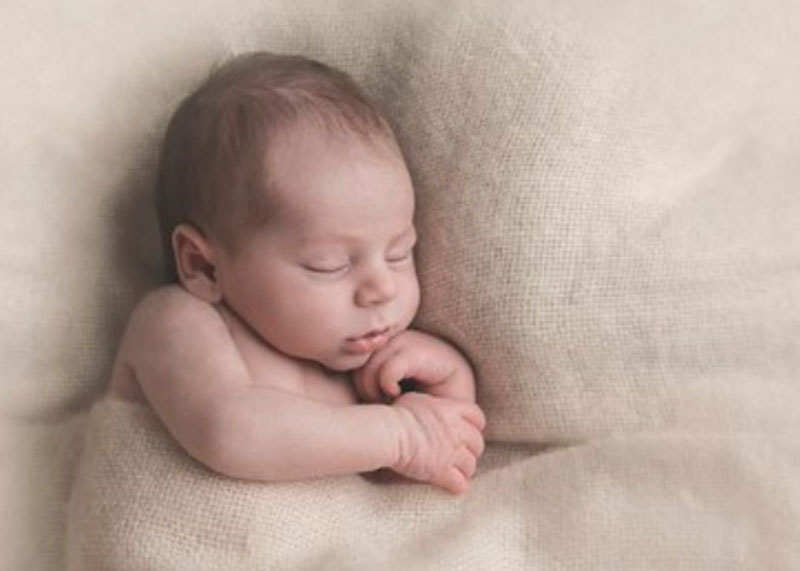 Bébé dort